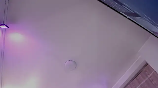 MOLY KILLER online show from February 11, 2026, 8:03 pm