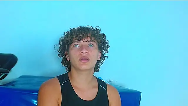 Snapshot of arielnoir6958 chatting on March 15, 2026, 9:43 pm arielnoir6958 online show from March 15, 2026, 9:43 pm