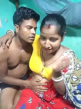 Snapshot of Your_deshibhabi25years chatting on July 4, 2026, 12:44 pm Your deshibhabi25years online show from July 4, 2026, 12:44 pm