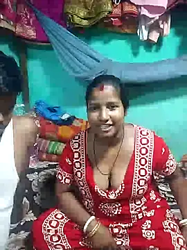 Snapshot of Your_deshibhabi25years chatting on July 9, 2026, 12:42 pm Your deshibhabi25years online show from July 9, 2026, 12:42 pm