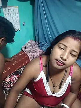 Snapshot of Your_deshibhabi25years chatting on July 15, 2026, 10:04 pm Your deshibhabi25years online show from July 15, 2026, 10:04 pm