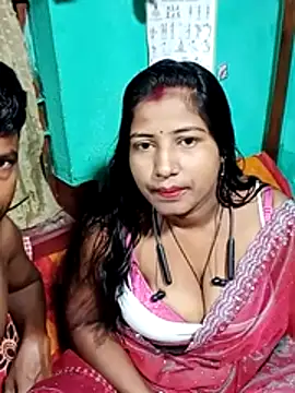 Snapshot of Your_deshibhabi25years chatting on July 30, 2026, 9:58 pm Your deshibhabi25years online show from July 30, 2026, 9:58 pm