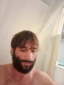 Snapshot of TrndSettr chatting on March 5, 2026, 12:28 am TrndSettr online show from March 5, 2026, 12:28 am