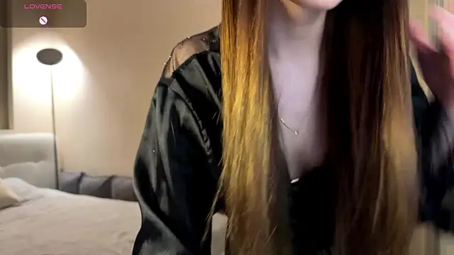 randiburt online show from March 4, 2026, 12:33 pm