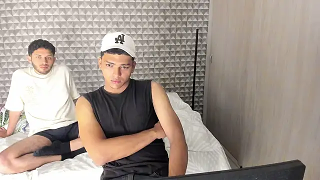 Keinner BigDick online show from April 22, 2026, 2:07 pm