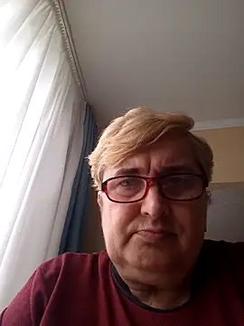 SusanStar874 online show from May 8, 2026, 3:28 pm