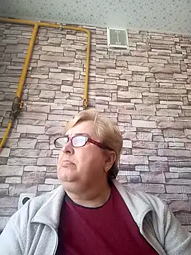 SusanStar874 online show from May 26, 2026, 2:46 pm