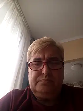 SusanStar874 online show from May 27, 2026, 4:15 pm