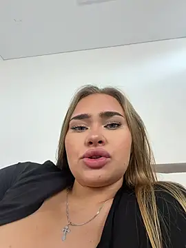 Snapshot of MonicaWestt chatting on July 23, 2026, 7:17 am MonicaWestt online show from July 23, 2026, 7:17 am