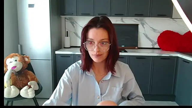 Snapshot of Eva_Avea chatting on March 25, 2026, 7:47 am Eva Avea online show from March 25, 2026, 7:47 am