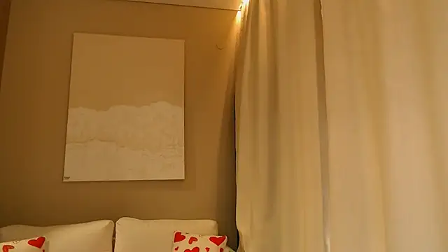 BluueSilk online show from March 3, 2025, 9:33 am