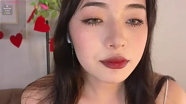 Snapshot of Noiry_Vuvez chatting on May 31, 2026, 8:10 pm Noiry Vuvez online show from May 31, 2026, 8:10 pm