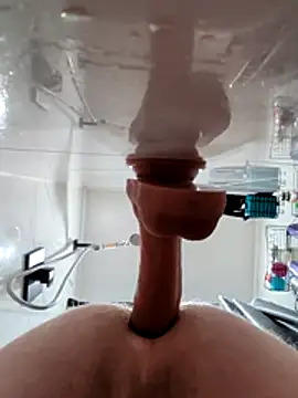 buster hymen69 online show from February 4, 2026, 7:53 pm