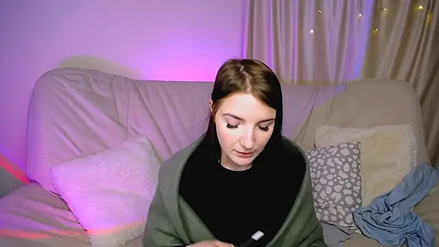 Snapshot of AliceChanel chatting on May 24, 2026, 3:33 am AliceChanel online show from May 24, 2026, 3:33 am