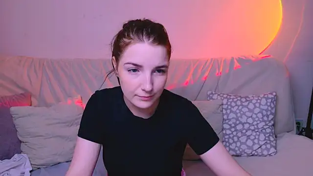 AliceChanel online show from June 22, 2026, 2:57 am