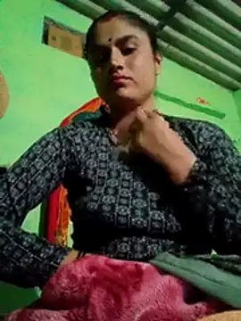 Snapshot of Miya_jaan chatting on February 6, 2026, 2:42 pm Miya jaan online show from February 6, 2026, 2:42 pm