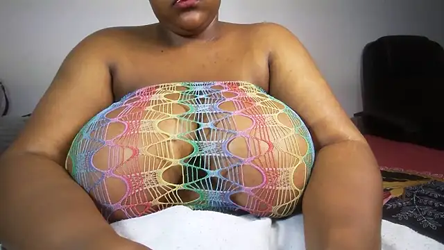 Snapshot of Suger-Boobs chatting on May 16, 2026, 6:17 pm Suger-Boobs online show from May 16, 2026, 6:17 pm