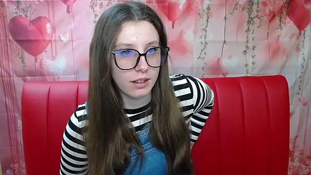 LilianaShine online show from March 15, 2026, 6:08 am