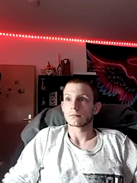 Snapshot of Jungspund25- chatting on March 23, 2026, 5:39 pm Jungspund25- online show from March 23, 2026, 5:39 pm