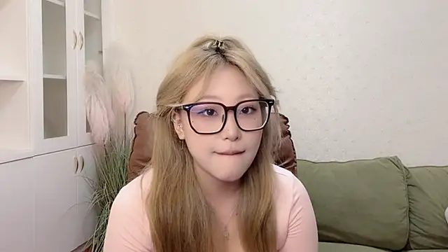 SM JIAJIA ZL online show from June 21, 2026, 11:46 am