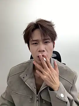 SM 004 online show from February 3, 2026, 8:41 am