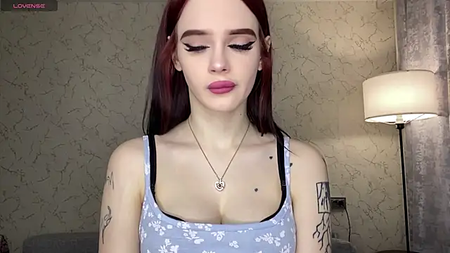 IeshaOsorio online show from February 25, 2026, 6:12 am