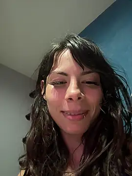 Isalove99 online show from May 2, 2026, 2:49 am