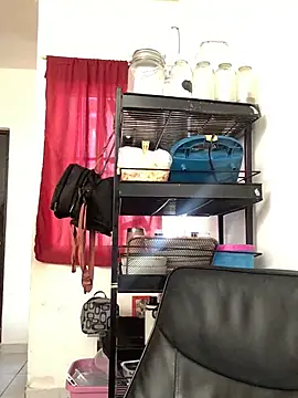 Snapshot of Lilibhet chatting on July 28, 2026, 1:10 pm Lilibhet online show from July 28, 2026, 1:10 pm
