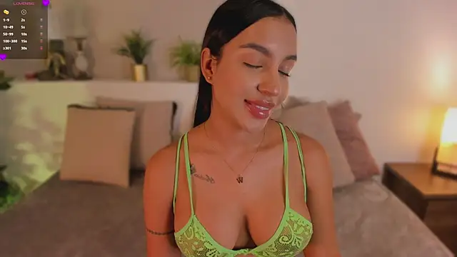 Snapshot of xiomara_cortes chatting on July 29, 2026, 8:07 pm xiomara cortes online show from July 29, 2026, 8:07 pm
