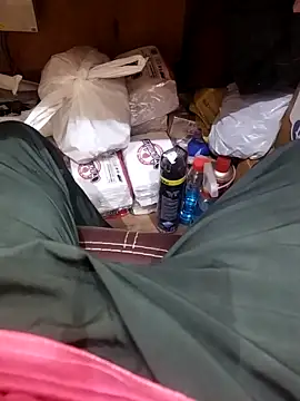 sudip999999 online show from March 17, 2026, 6:17 am