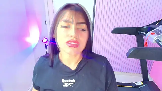NaomiAmazing01 online show from May 31, 2026, 1:14 am