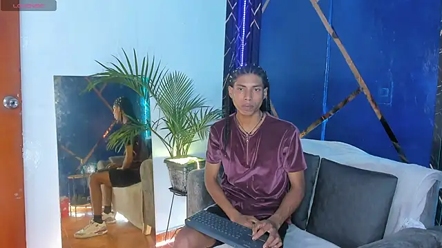 Walkers05 online show from July 6, 2026, 7:27 pm