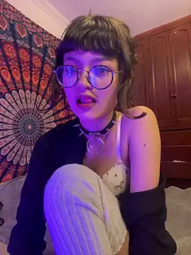 Snapshot of Miamhua-Cat- chatting on February 14, 2026, 7:49 am Miamhua-Cat- online show from February 14, 2026, 7:49 am