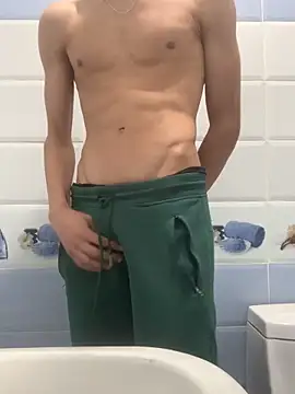 Snapshot of Spoo69 chatting on April 3, 2026, 1:25 am Spoo69 online show from April 3, 2026, 1:25 am