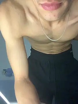 Snapshot of Spoo69 chatting on April 7, 2026, 12:00 am Spoo69 online show from April 7, 2026, 12:00 am