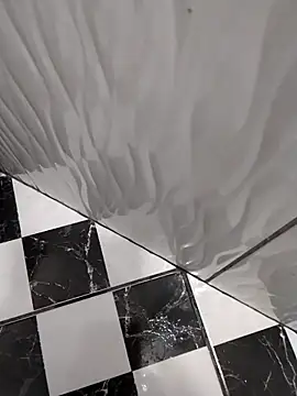 Bcbom online show from April 9, 2026, 1:05 am