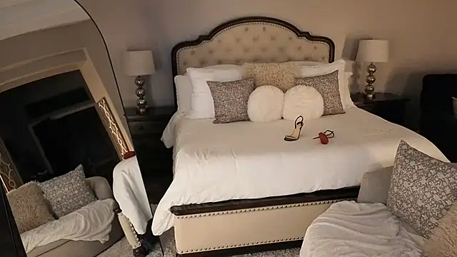 Hot Wife Amber online show from July 10, 2026, 4:39 am