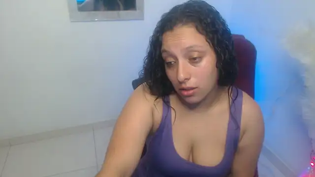 Snapshot of Barbara_D_Valencia chatting on May 20, 2026, 3:18 pm Barbara D Valencia online show from May 20, 2026, 3:18 pm