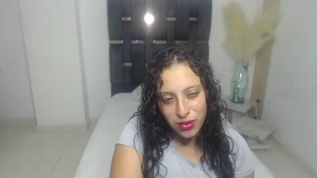 Snapshot of Barbara_D_Valencia chatting on June 1, 2026, 3:25 pm Barbara D Valencia online show from June 1, 2026, 3:25 pm