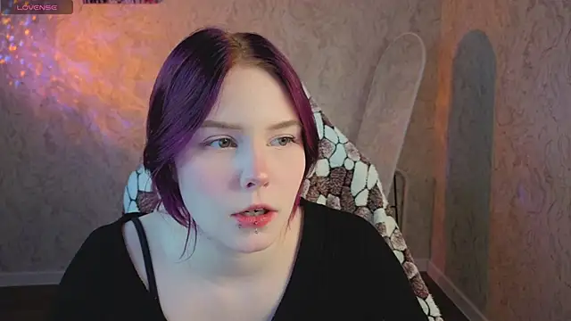 Julia Anis online show from April 29, 2026, 1:10 am