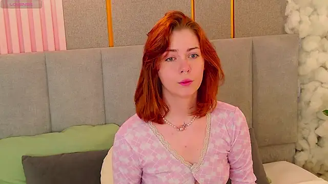 Snapshot of VivanWestwood chatting on July 9, 2026, 6:01 pm VivanWestwood online show from July 9, 2026, 6:01 pm