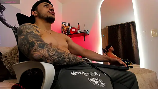 LiamReigns  online show from July 28, 2026, 3:13 am