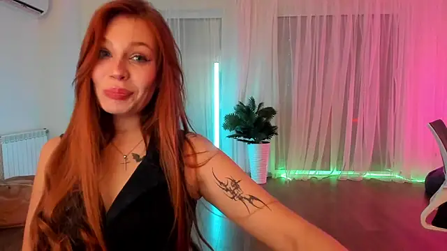 kelly love 222 online show from June 2, 2026, 7:49 pm