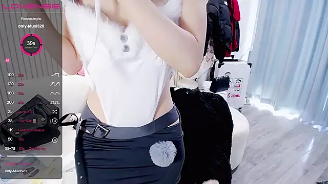 Muxi-destiny520 online show from February 13, 2026, 3:46 am