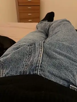 Snapshot of MarkoCum93 chatting on February 11, 2026, 12:43 pm MarkoCum93 online show from February 11, 2026, 12:43 pm