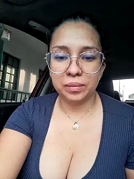 Snapshot of ISABELLA-24_ chatting on March 5, 2026, 12:23 pm ISABELLA-24 online show from March 5, 2026, 12:23 pm