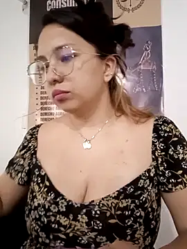 Snapshot of ISABELLA-24_ chatting on March 10, 2026, 12:21 pm ISABELLA-24 online show from March 10, 2026, 12:21 pm