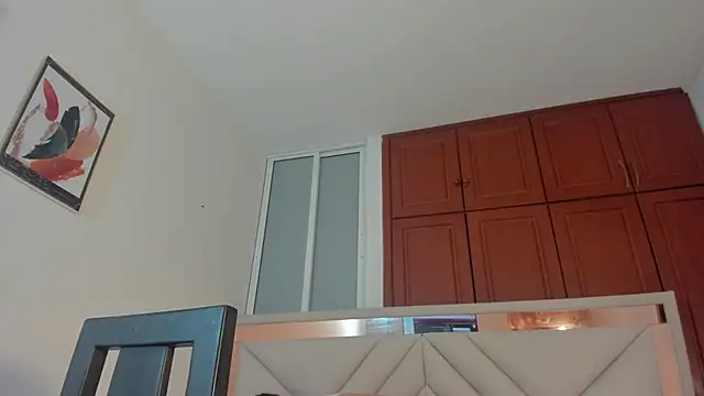 AmberQueen1 online show from March 4, 2026, 12:11 pm