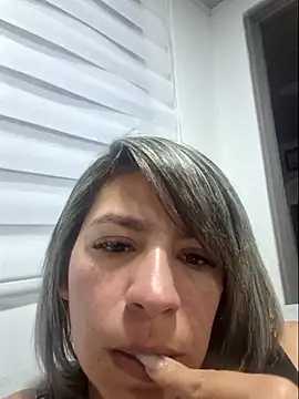 Ambar Cortes online show from February 24, 2026, 2:53 am