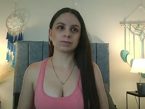 NatalyGuzman26 online show from February 26, 2026, 10:58 am